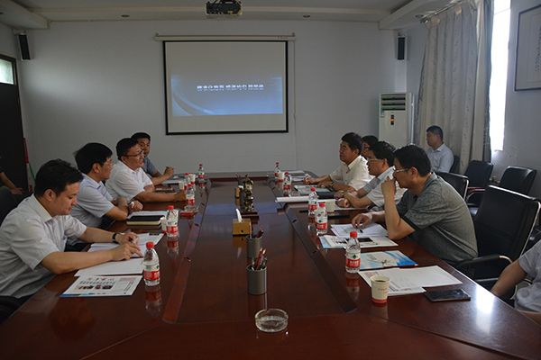 安陽(yáng)市委常委、常務(wù)副市長(zhǎng)陳志偉一行蒞臨全豐調(diào)研